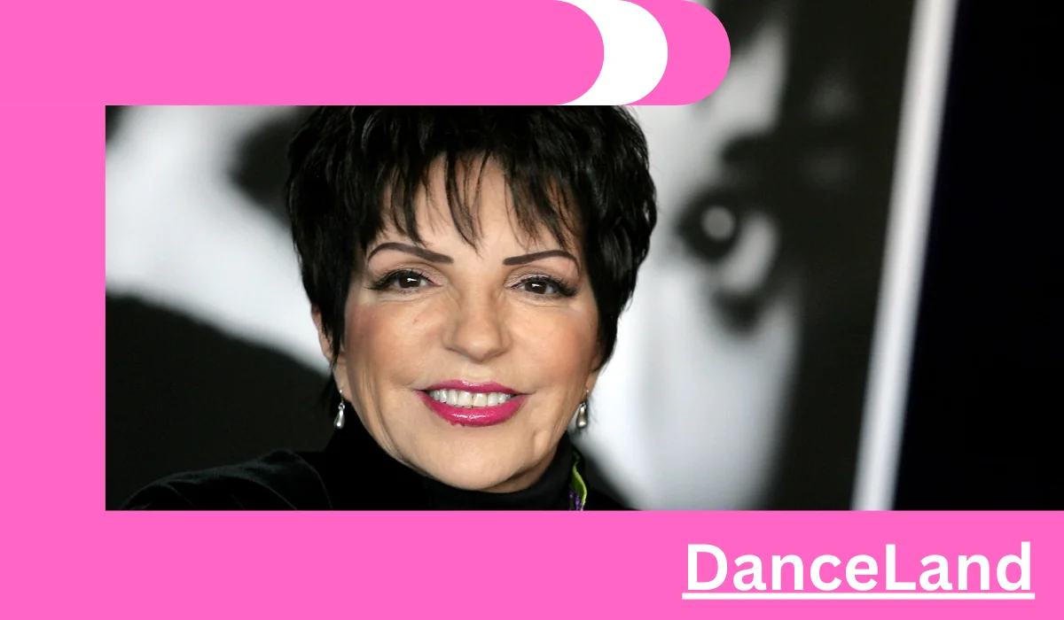 At Liza Minnelli Book Event, the Story Onstage Didn’t Match the One in the Book